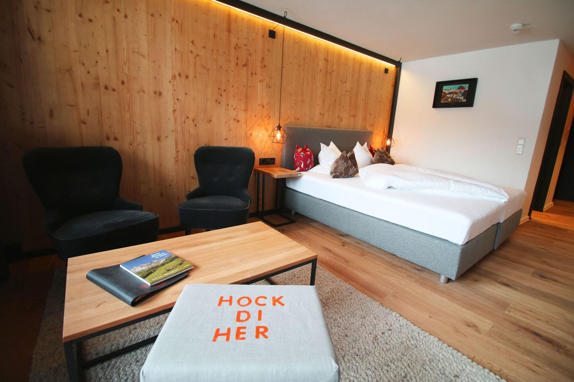 Berghotel Basur - Das Schihotel Am Arlberg Flirsch Exteriér fotografie