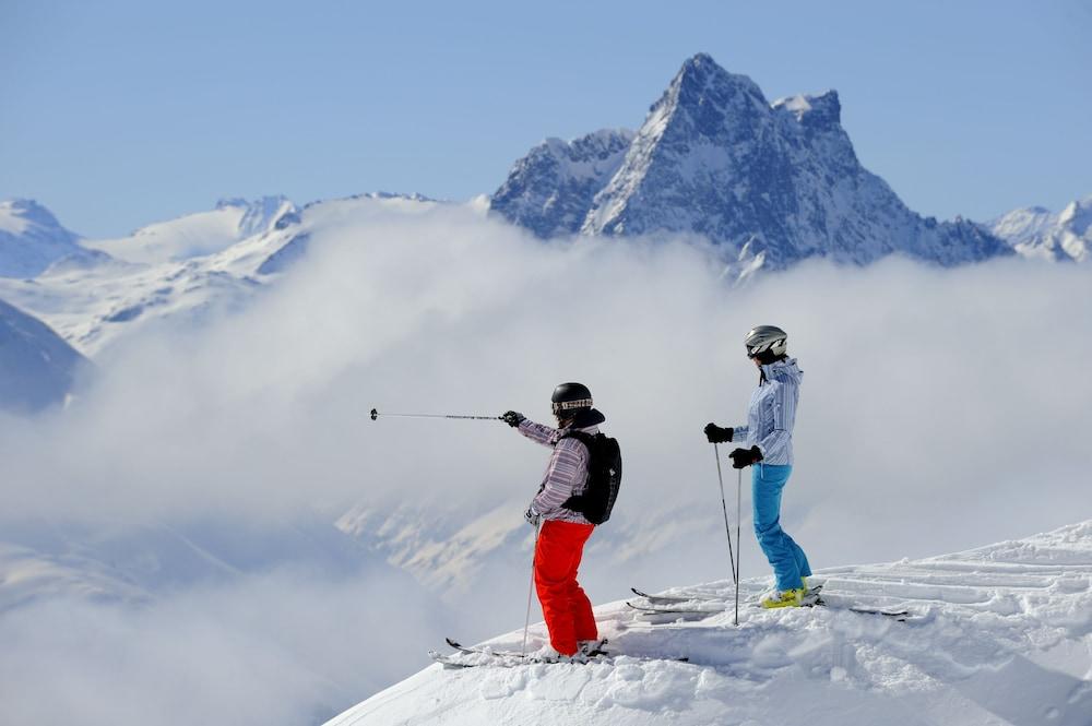 Berghotel Basur - Das Schihotel Am Arlberg Flirsch Exteriér fotografie