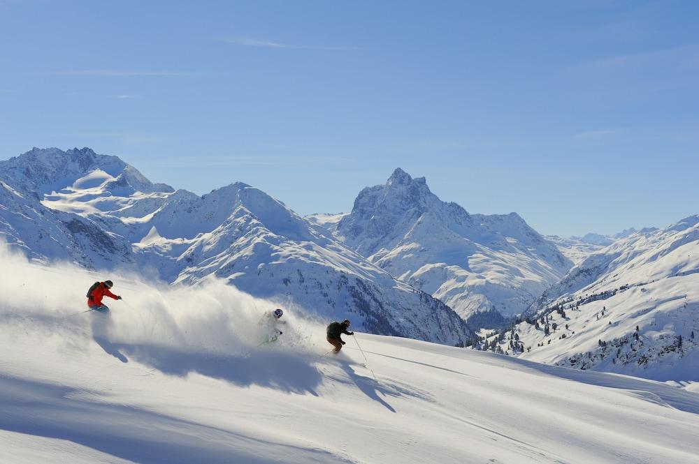 Berghotel Basur - Das Schihotel Am Arlberg Flirsch Exteriér fotografie