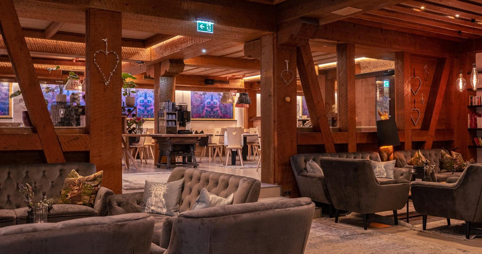 Berghotel Basur - Das Schihotel Am Arlberg Flirsch Exteriér fotografie